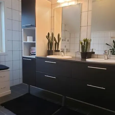 3 Bedrooms&2bathrooms House With Amazing View トロムソ